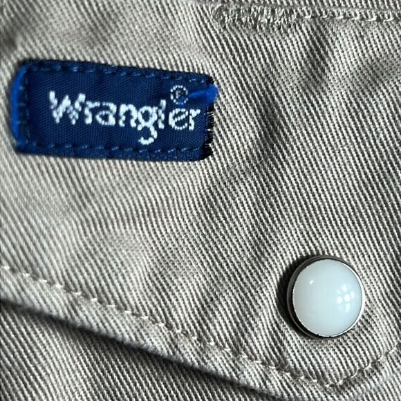 š„Vintage WRANGLER Western Thick Pearl SnapāTan āDenim Likeā Shirt 18.5-38 (2XL) - Picture 8 of 9
